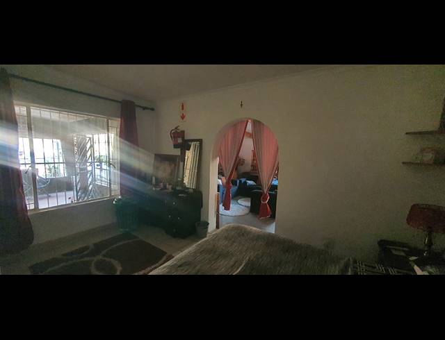 4 BEDROOM HOUSE FOR SALE IN RENSBURG